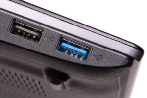 Blue USB 3 port